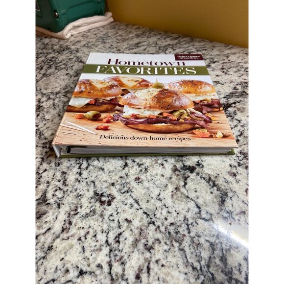 Better Homes & Gardens Hometown Favorites 2017 HC Recipe Cookbook Spiral - Picture 6 of 8